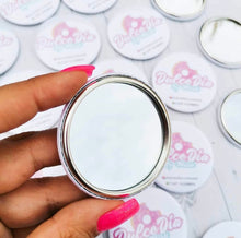 Cargar imagen en el visor de la galería, Chapita Espejo de Cartera - Emmalice